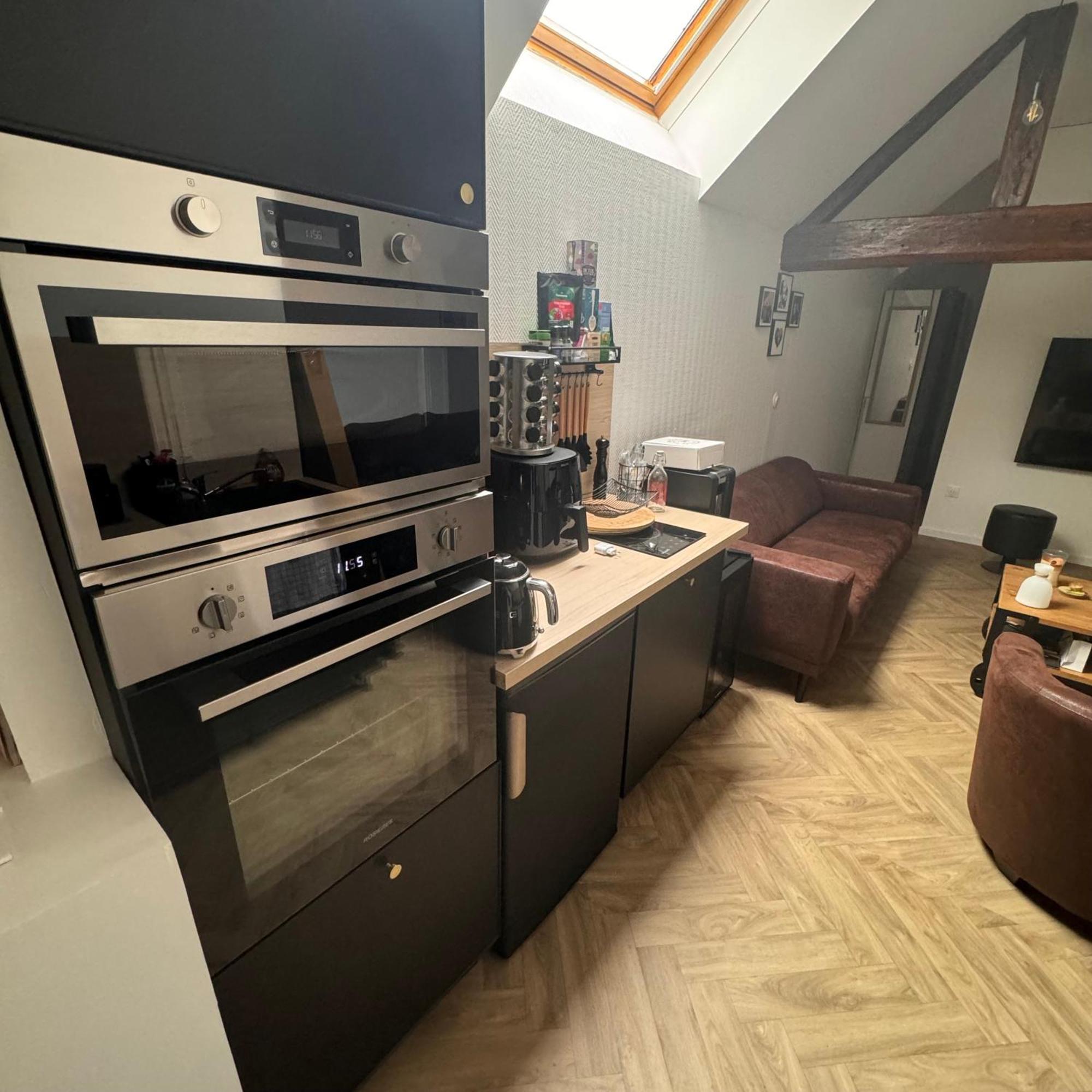Le Petillant Apartment *